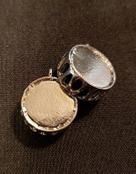 cb01-silver drum
